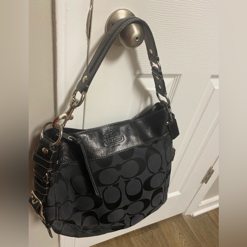 COPY - Authentic COACH Signature Hobo Bag